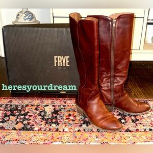 Frye Boots - Carson Piping Tall in Mahogany